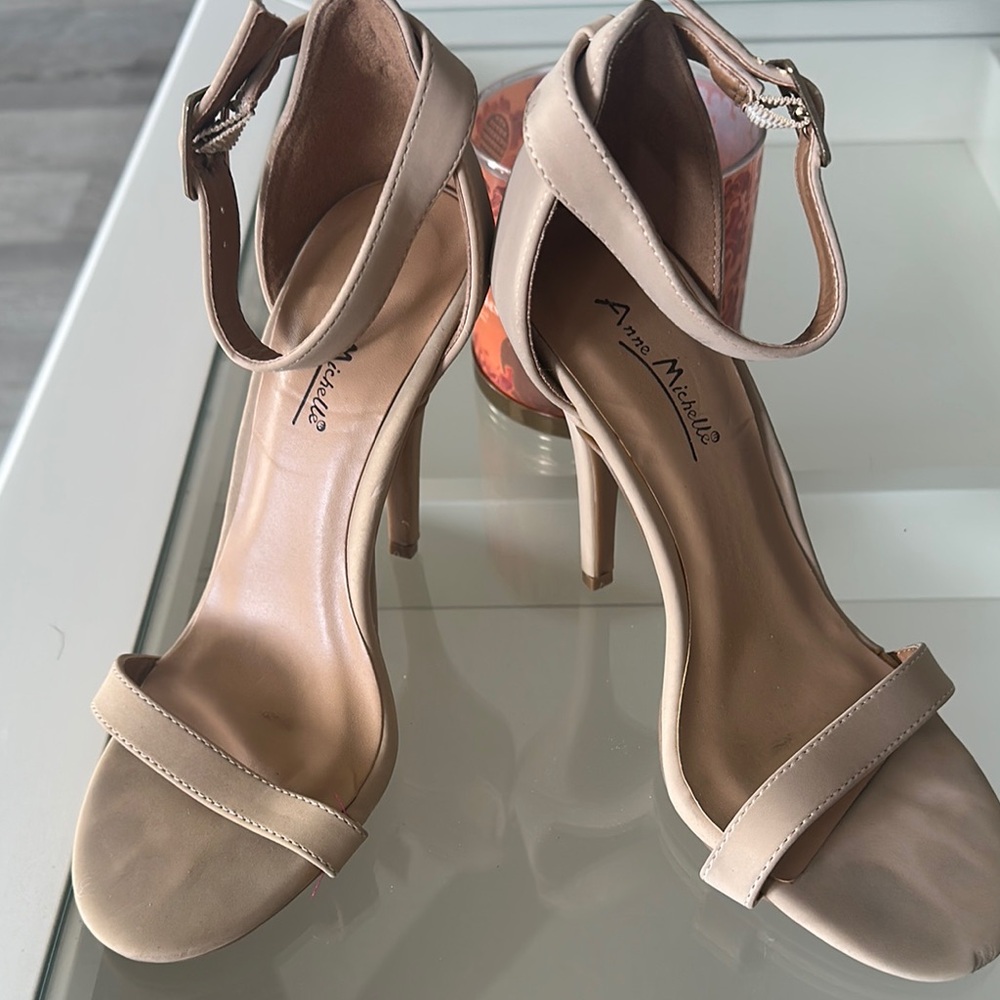 Ladies heels